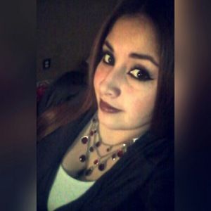 Meet your Posher, Elvia